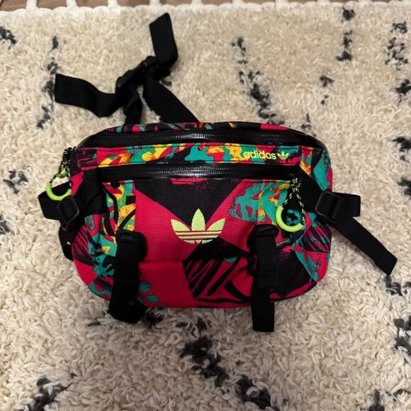 Adidas Adventure Waistbag Fanny Pack Multicolor - No Longer Available - Picture 3 of 6